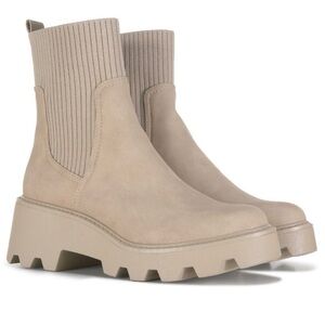 Sincerely Jules Ashville Chunky Knit Stretch Faux Suede Boots in size 10